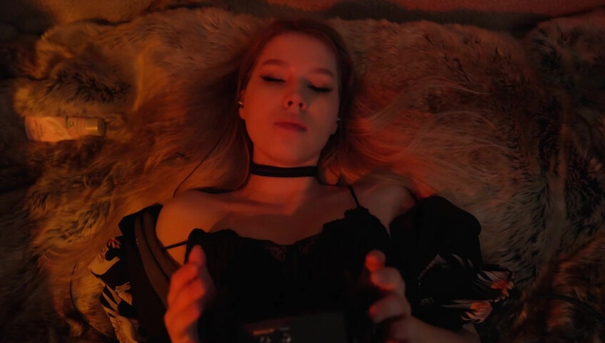 ASMR-Stimmung – Ich lecke deine Ohren in unserem Bett