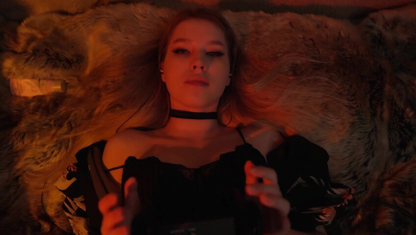 ASMR-Stimmung – Ich lecke deine Ohren in unserem Bett