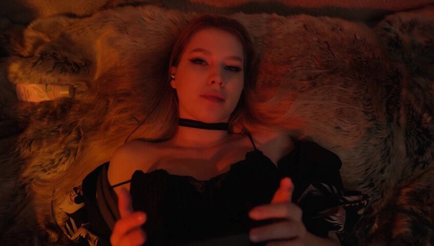 ASMR-Stimmung – Ich lecke deine Ohren in unserem Bett