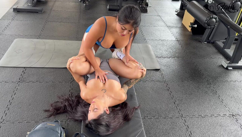 Sara Calixto x Steffy Moreno - Girl & Girl Fun At The Gym