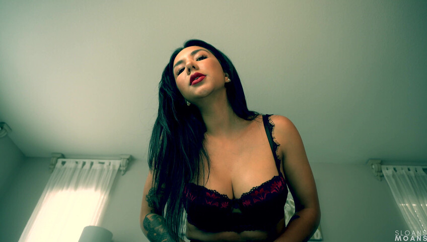 Sloansmoans - An Erotic Horror: mommy the succubus
