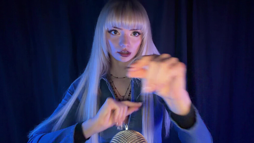 Il profilo Myspace di Emma - ASMR, ma parlo un po' troppo, quindi non riesci a concentrarti