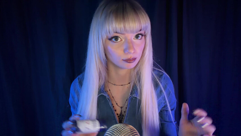 Il profilo Myspace di Emma - ASMR, ma parlo un po' troppo, quindi non riesci a concentrarti