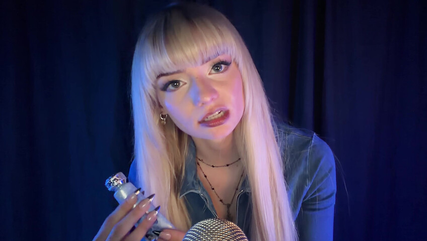 Il profilo Myspace di Emma - ASMR, ma parlo un po' troppo, quindi non riesci a concentrarti