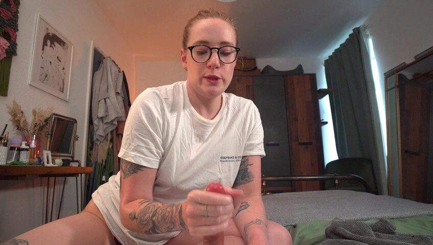 Fiona Dagger - Step-Mom Washes Your Cock