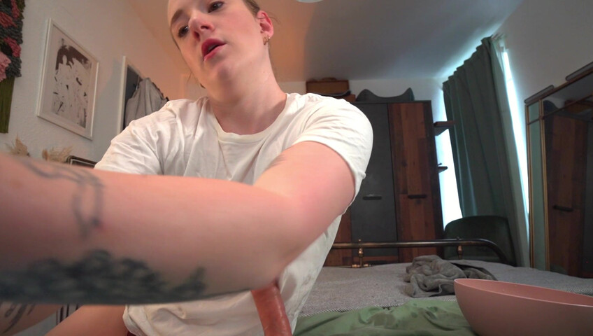 Fiona Dagger - Step-Mom Washes Your Cock