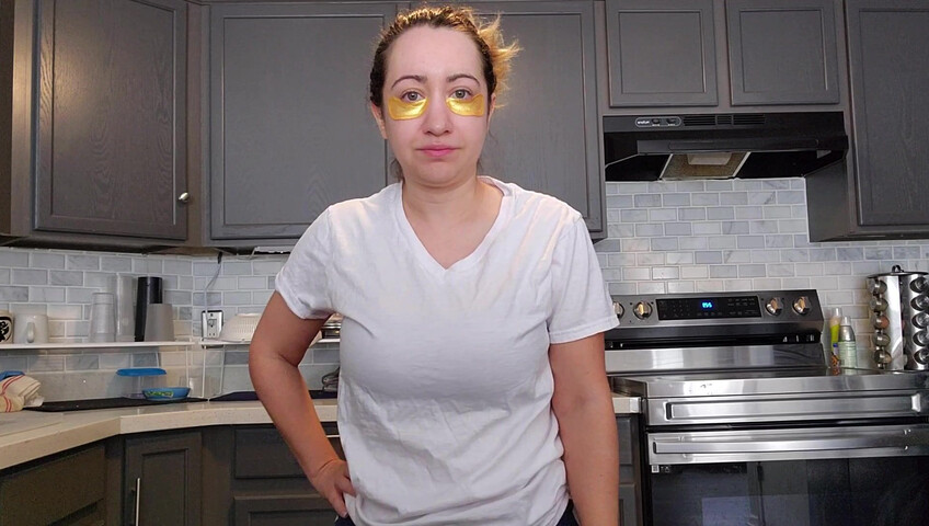 Lalunalewd - Dad Left So Make Mom Cum