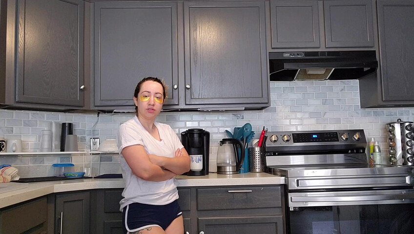 Lalunalewd - Dad Left So Make Mom Cum