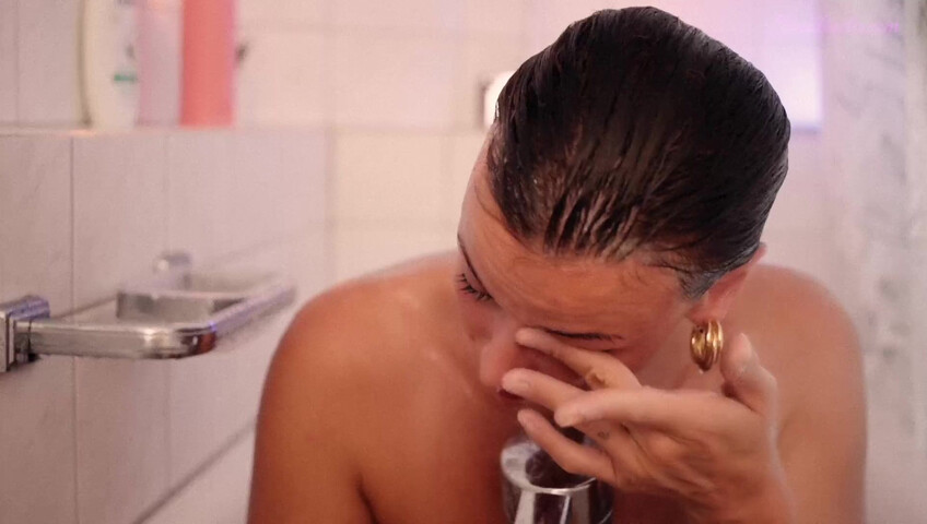 Gina Carla - Premium ASMR Naughty Wash!