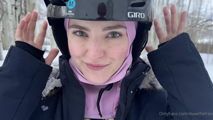 Eva Elfie - Creampie in Snow Mountains