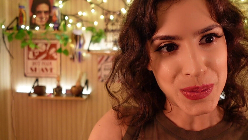 Irma La Dulce - Sexy Spanish Barber Flirts With You