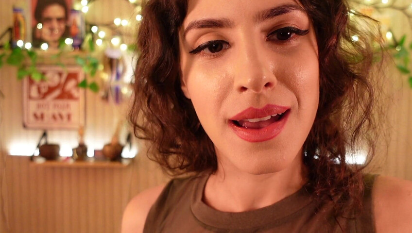 Irma La Dulce - Sexy Spanish Barber Flirts With You