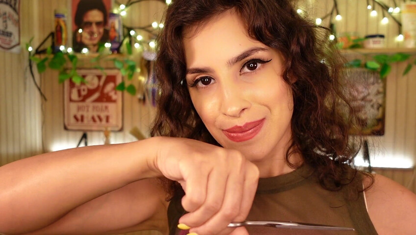Irma La Dulce - Sexy Spanish Barber Flirts With You