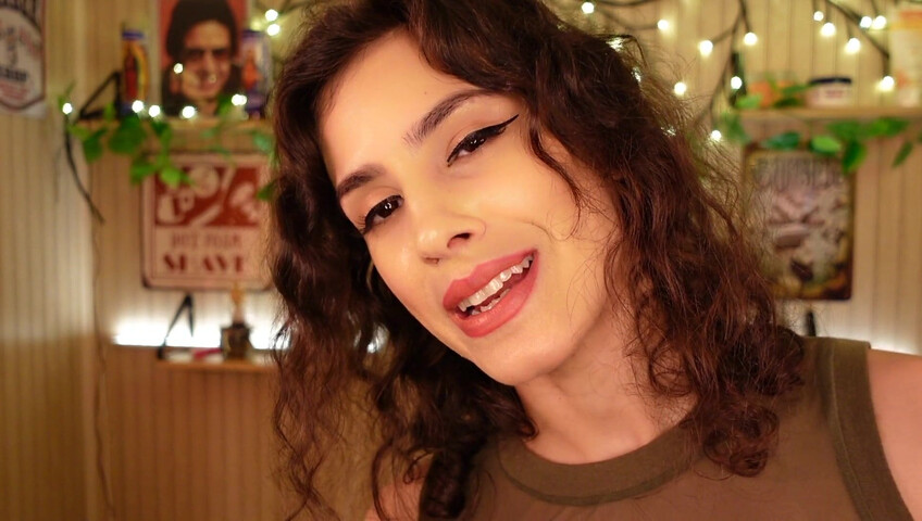 Irma La Dulce - Sexy Spanish Barber Flirts With You