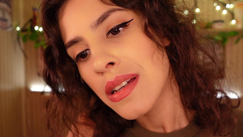 Irma La Dulce - Sexy Spanish Barber Flirts With You