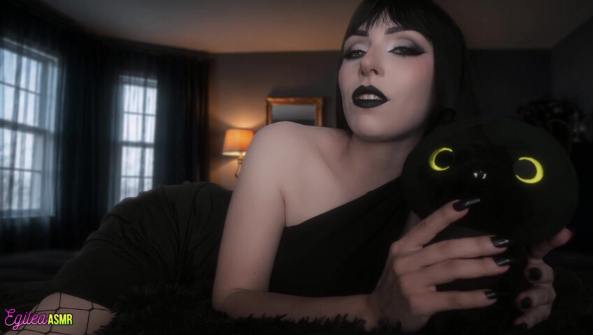 Egilea ASMR - 23 May 2026 - [EXCLUSIVE VIDEO] Your Goth Girlfriend Stares at You While You Sleep | ASMR roleplay