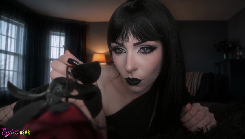 Egilea ASMR - 23 May 2026 - [EXCLUSIVE VIDEO] Your Goth Girlfriend Stares at You While You Sleep | ASMR roleplay
