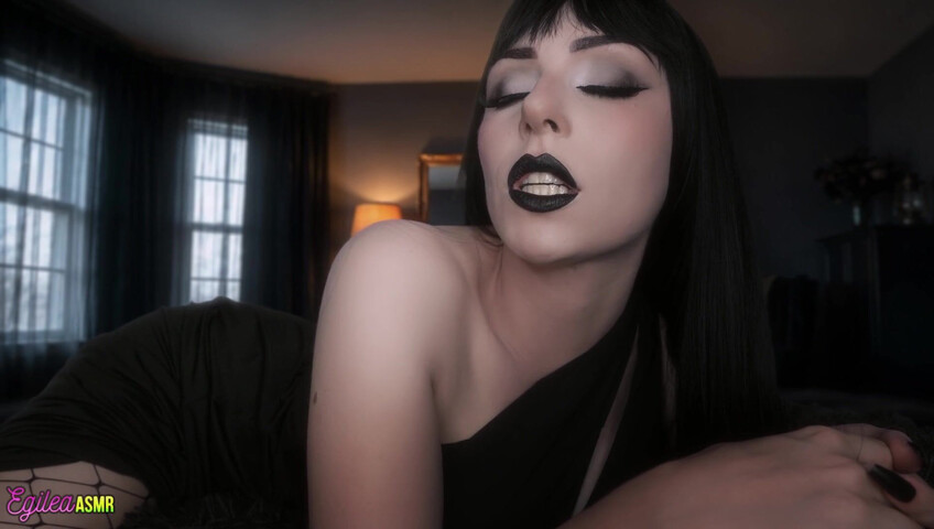 Egilea ASMR - 23 May 2026 - [EXCLUSIVE VIDEO] Your Goth Girlfriend Stares at You While You Sleep | ASMR roleplay