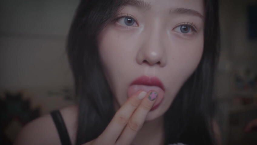 Nareun ASMR - Spitting & Licking | Patreon
