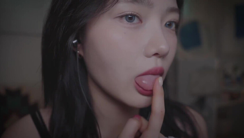 Nareun ASMR - Spitting & Licking | Patreon