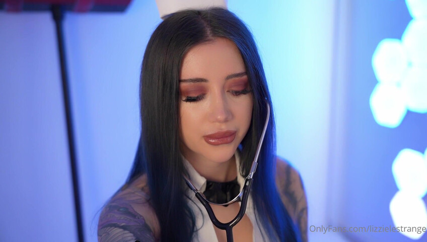 LizzieLestrange ASMR - Harley Quinn Roleplay