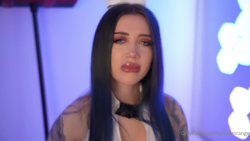 LizzieLestrange ASMR - Harley Quinn Roleplay