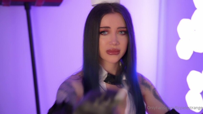 LizzieLestrange ASMR - Harley Quinn Roleplay