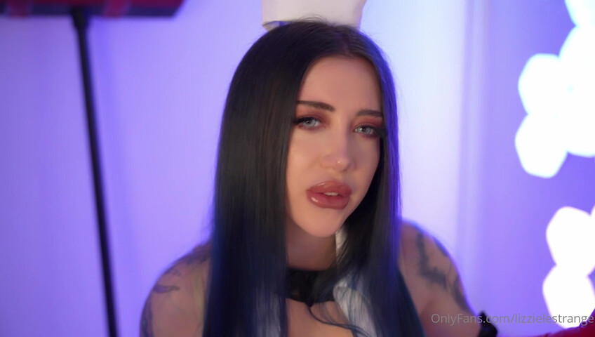 LizzieLestrange ASMR - Harley Quinn Roleplay