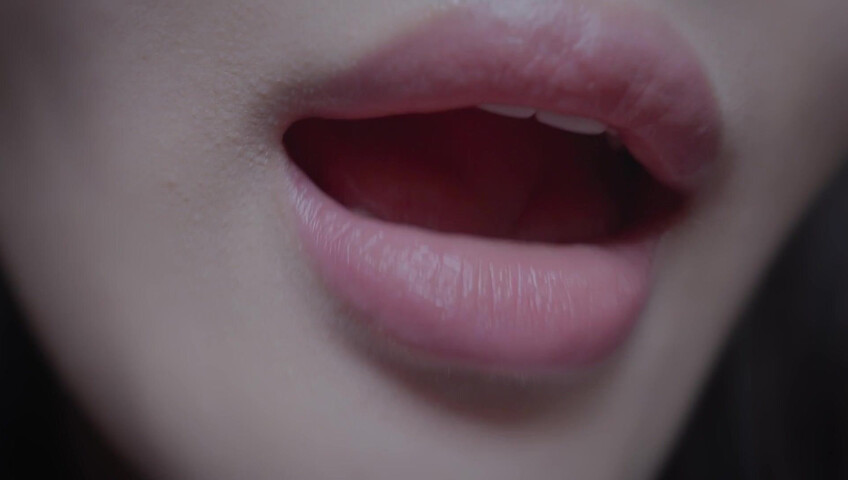 Nareun ASMR - 24 May 2026 - Ultra Close-Up Licking & Candy (Patreon)
