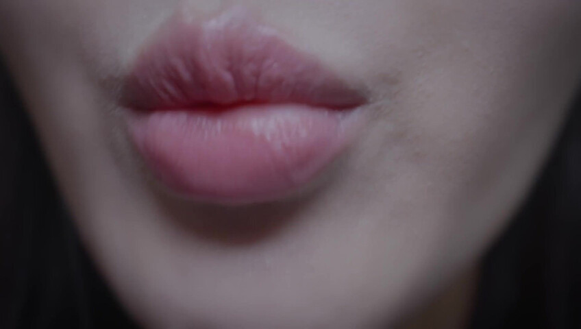 Nareun ASMR - 24 May 2026 - Ultra Close-Up Licking & Candy (Patreon)