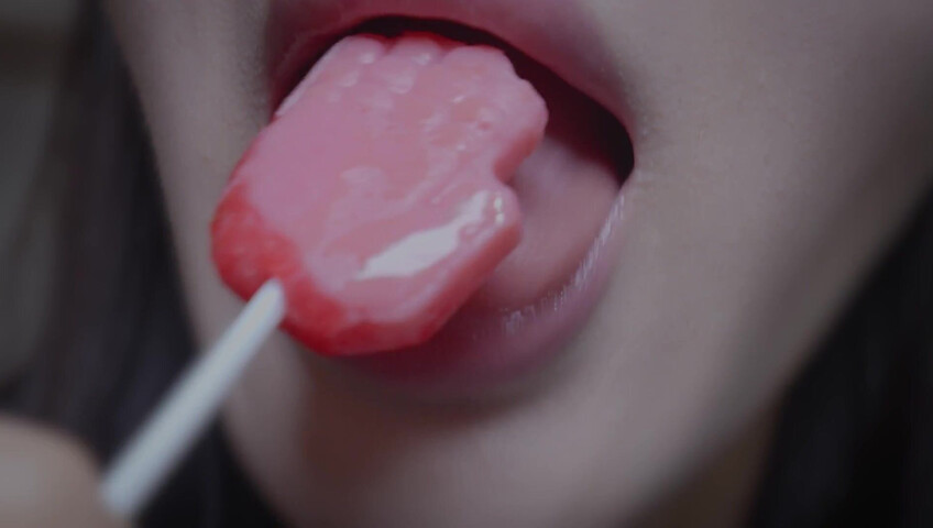 Nareun ASMR - 24 May 2026 - Ultra Close-Up Licking & Candy (Patreon)