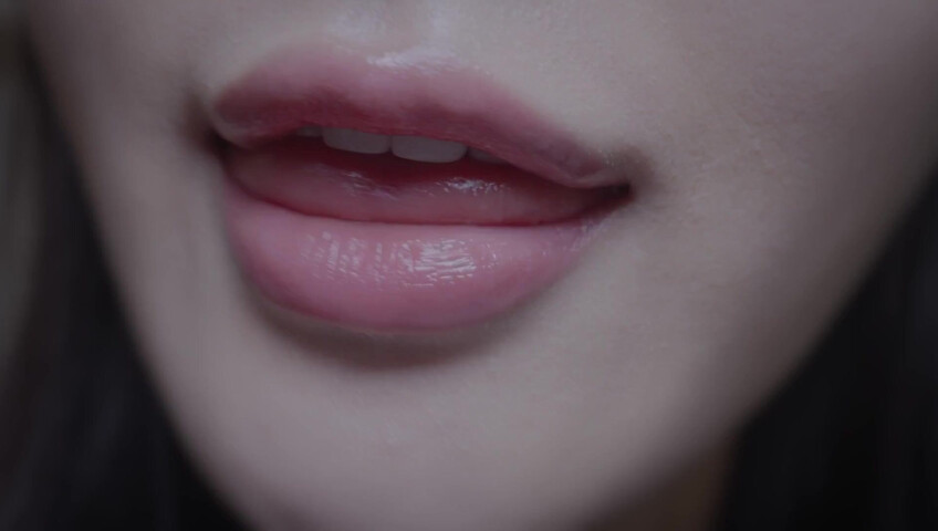 Nareun ASMR - 24 May 2026 - Ultra Close-Up Licking & Candy (Patreon)