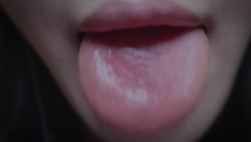Nareun ASMR - 24 May 2026 - Ultra Close-Up Licking & Candy (Patreon)