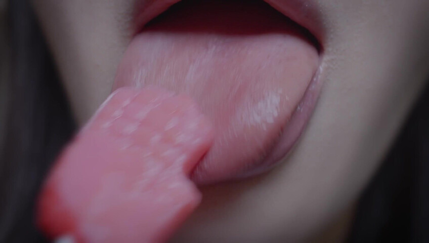 Nareun ASMR - 24 May 2026 - Ultra Close-Up Licking & Candy (Patreon)