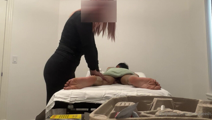 Sinfuldeeds - Se laisser séduire par une énorme bite asiatique : premier rendez-vous