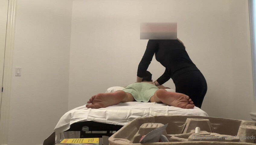 Sinfuldeeds - Se laisser séduire par une énorme bite asiatique : premier rendez-vous