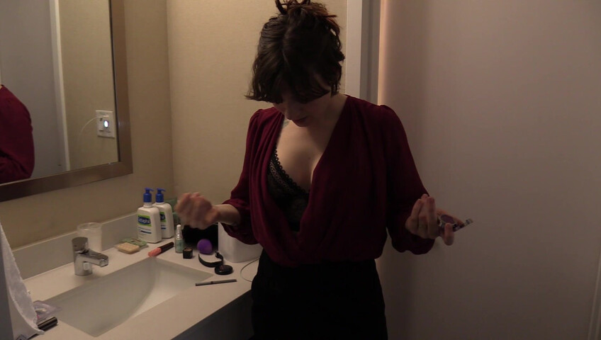 Bettie Bondage - Quickie with Your GF on the Hotel Floor