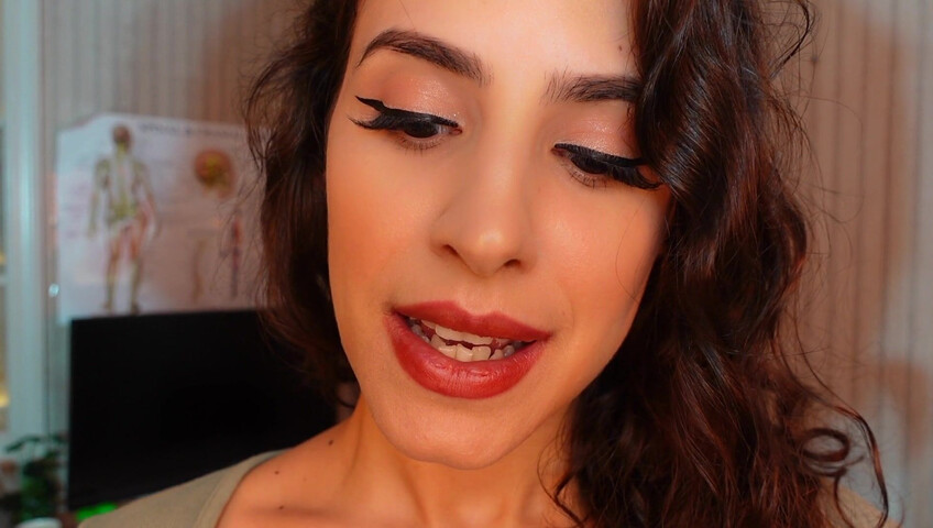 Irma La Dulce - Chiropractic Sex Therapist - Releasing Trapped Gum