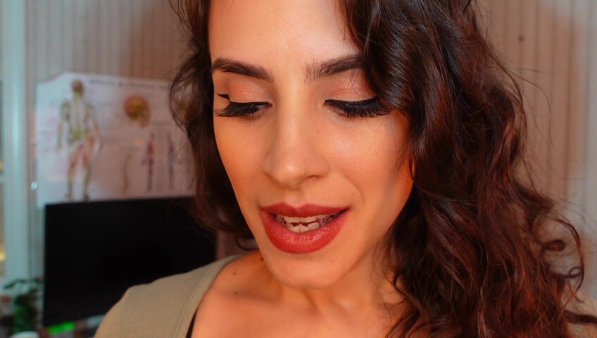 Irma La Dulce - Chiropractic Sex Therapist - Releasing Trapped Gum