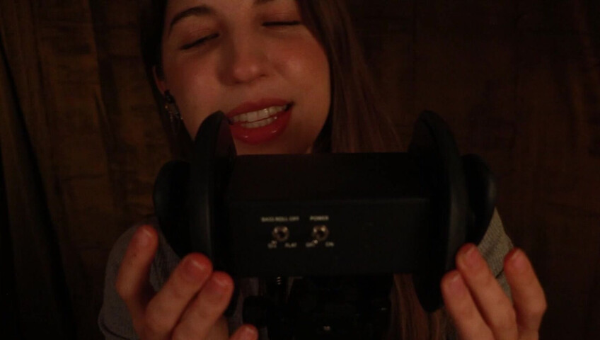 FrivolousFox ASMR - 27 May 2026 - Patreon Exclusive | ASMR Tingly Ear Licks :)