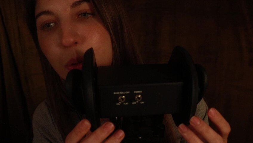 FrivolousFox ASMR - 27 May 2026 - Patreon Exclusive | ASMR Tingly Ear Licks :)