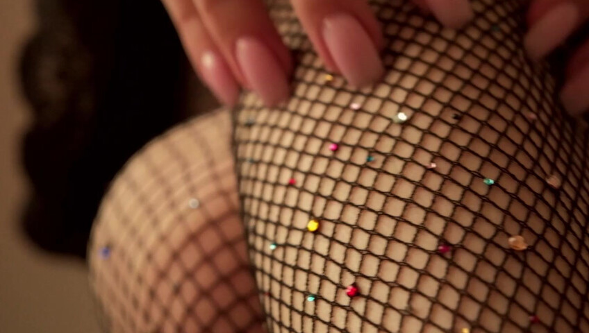Soly ASMR - 25 May 2026 - Scratching Fishnets & Pussy Rubbing (NSFW)