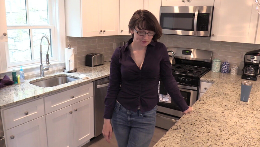 Bettie Bondage - A Mothers Creampie Desire