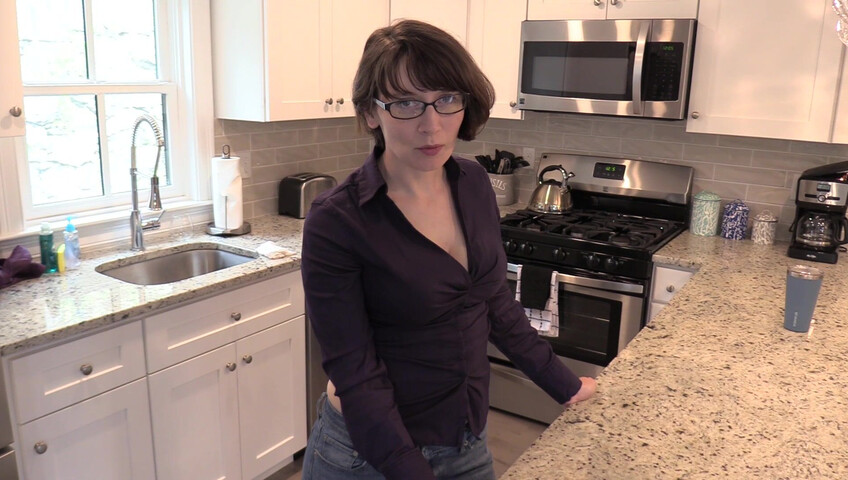 Bettie Bondage - A Mothers Creampie Desire