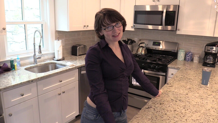Bettie Bondage - A Mothers Creampie Desire