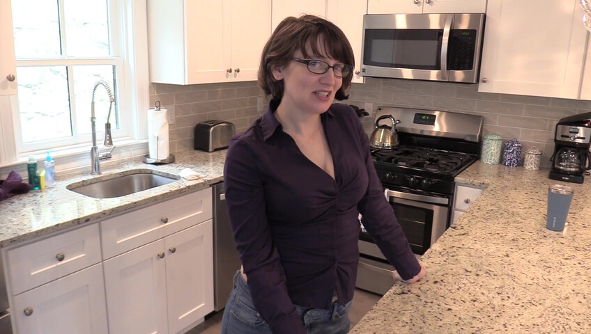 Bettie Bondage - A Mothers Creampie Desire
