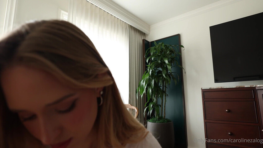 Caroline Zalog -  V-Week Try-On Haul
