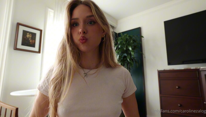 Caroline Zalog -  V-Week Try-On Haul