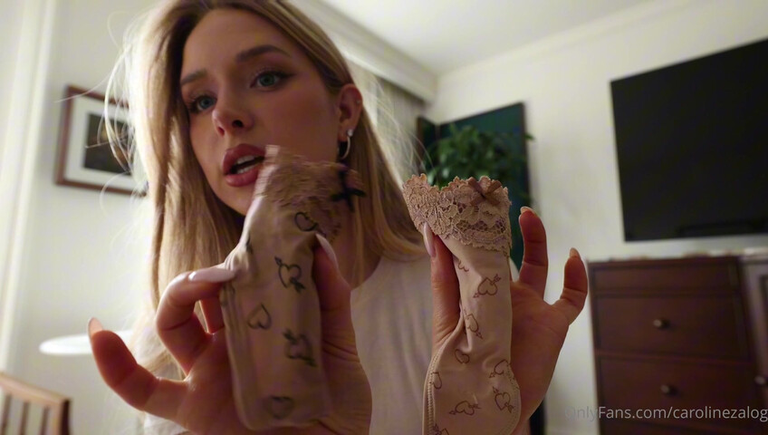 Caroline Zalog -  V-Week Try-On Haul