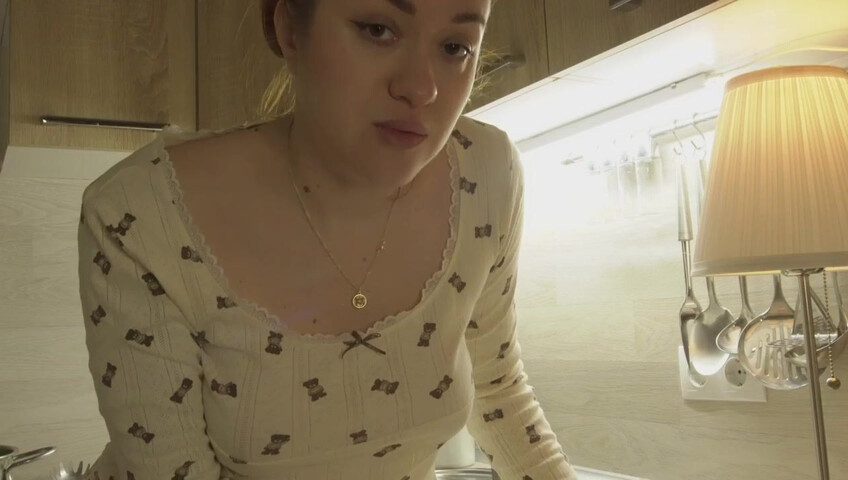 FantasticMsFoxy - Extreme Taboo: Hurry Up and Cum For Stepmommy